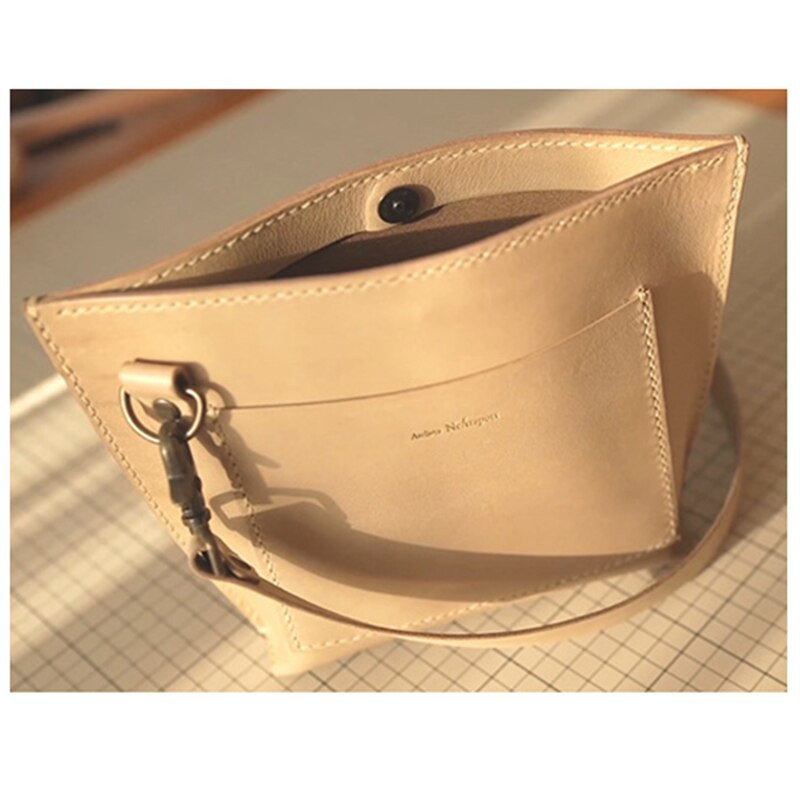 1 rinkinys siuvimo raštas „pasidaryk pats“ moteriškas „crossbody“ krepšys, laisvai supjaustytas kraftpopierius, odos siuvimas „Craf“ šablonų siuvimo priedai 20x17 cm