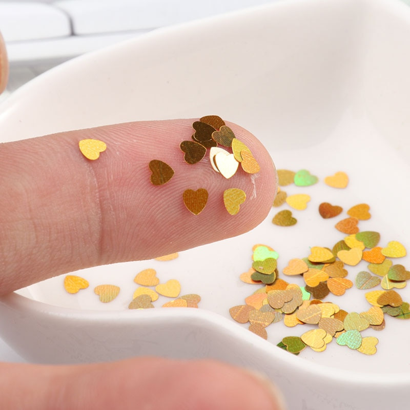 Ekološki prihvatljivi PET ultratanki šljokice u obliku srca od 3 mm, mješoviti holografski laserski srebrni svjetlucavi šljokice za obrtničko ukrašavanje noktiju