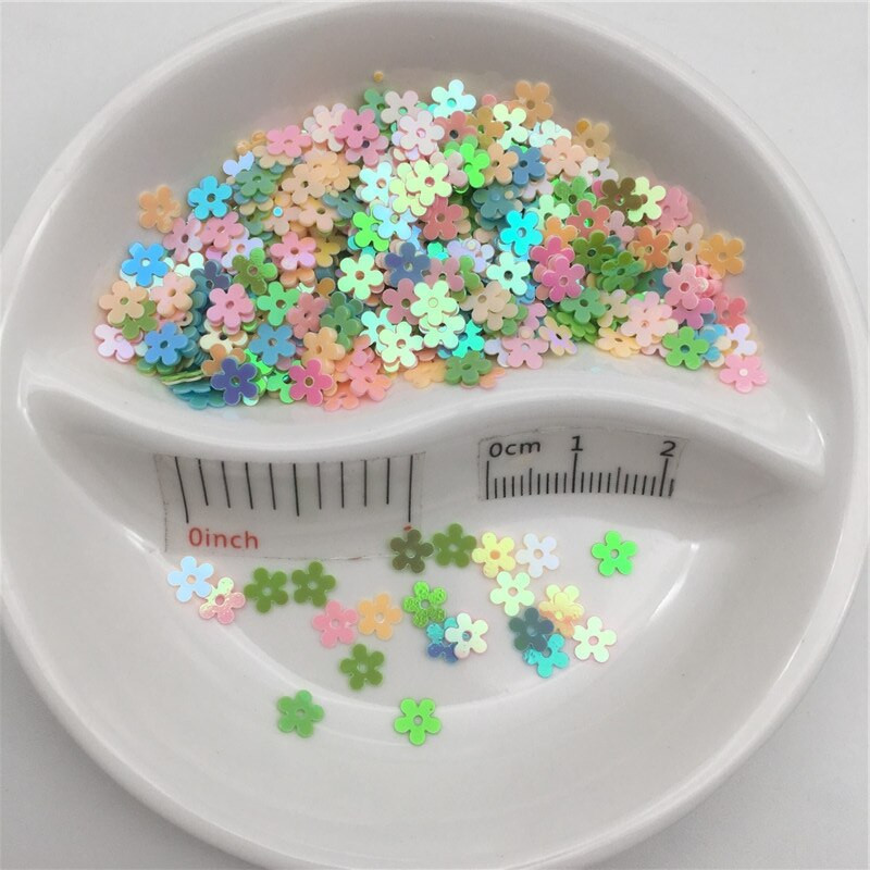20 g 5 mm cvjetni oblik PVC rasutih šljokica Svjetlucave palete za Nail Art manikuru/šivanje/konfete za ukrašavanje vjenčanja
