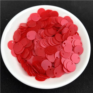 1 pakk mitmes suuruses 6 mm 8 mm 10 mm lamedad ümmargused litrid Matid sädelevad PVC litrid naisterõivaste aksessuaarid