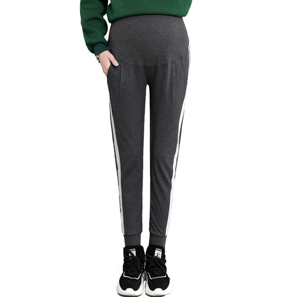 Äärisega spordipüksid rasedatele