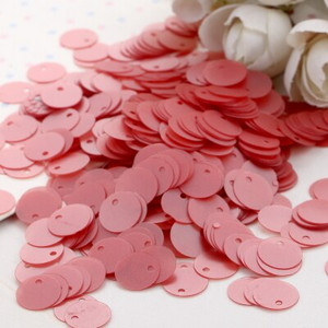 UUS!240tk/partii Suurus 1cm Litrid Pailletid õmblemine Külgauguga Kõhutantsu ripats DIY Aksessuaarid