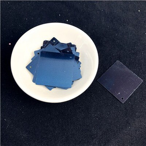 100 tk/partii 30 mm suured nelinurksed litrid Paillettes Lame PVC lahtised litrid naiste rõivaste õmblustarvikud 1 auguga