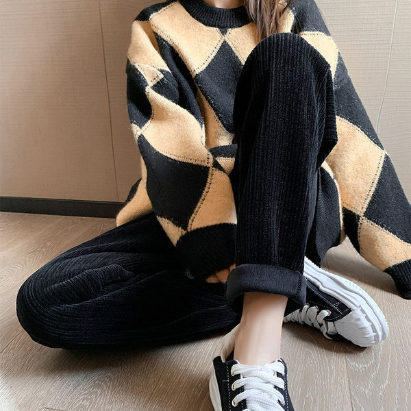 Moodsad naiste rasedapüksid polsterdusega või ilma