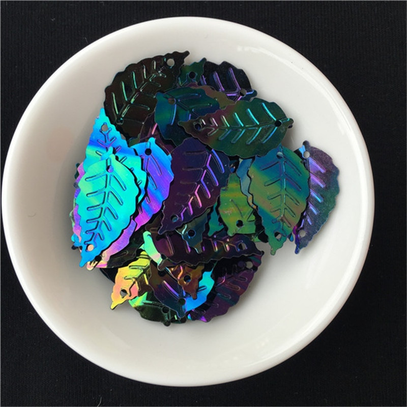 100 τμχ ματ χρυσό 13*22 χιλιοστά πούλιες σε σχήμα φύλλου με 2 τρύπες & παγιέτες που ράβουν αυτοκόλλητο γκλίτερ σε ύφασμα, αξεσουάρ γυναικείων ενδυμάτων DIY