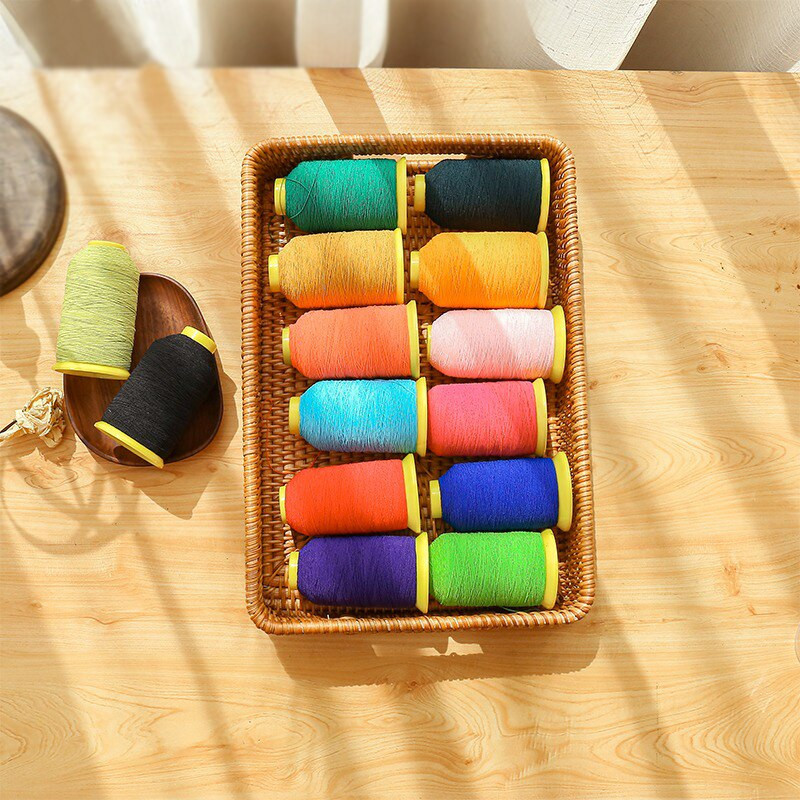 800 μέτρα/πλάτος ρολού 0,3 χιλιοστά Εξαιρετικά λεπτή ελαστική κλωστή Πολύχρωμη ραπτομηχανή Spandex Βάση λαστιχένιες κλωστές για ράψιμο DIY