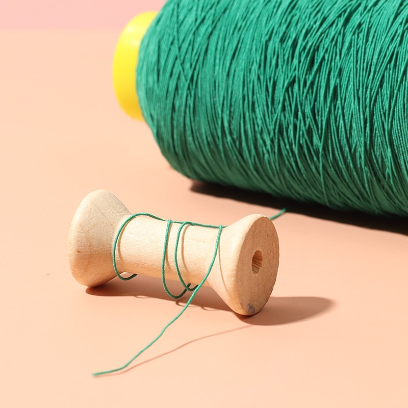 800 μέτρα/πλάτος ρολού 0,3 χιλιοστά Εξαιρετικά λεπτή ελαστική κλωστή Πολύχρωμη ραπτομηχανή Spandex Βάση λαστιχένιες κλωστές για ράψιμο DIY