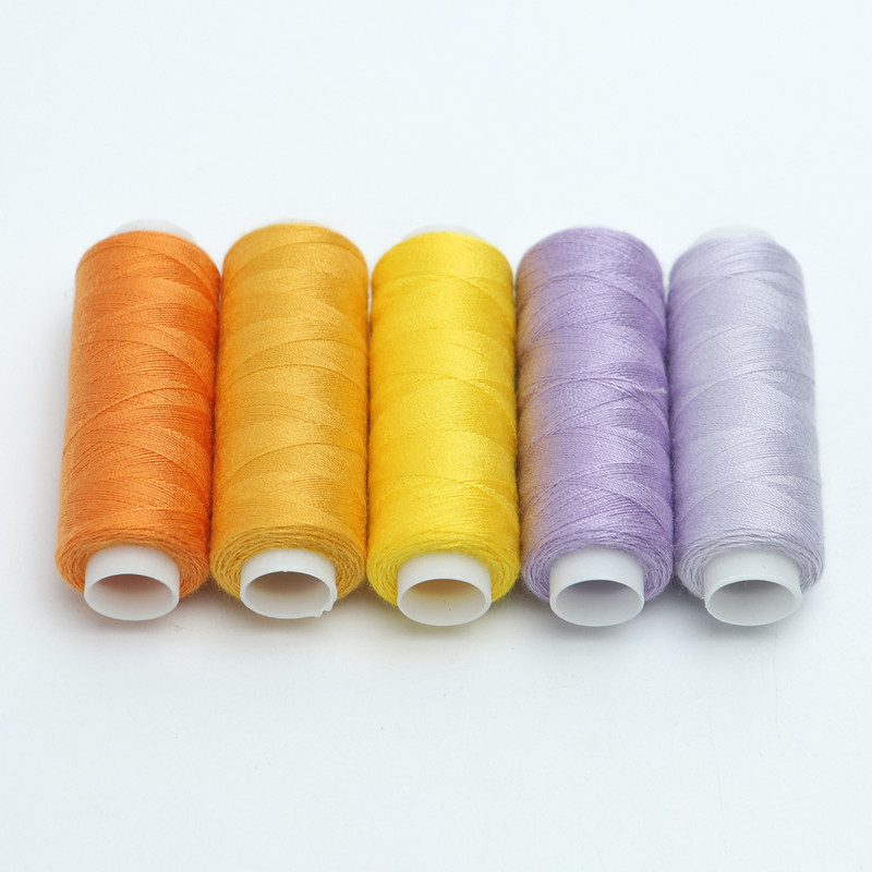 30 värvi, 200 meetrit koonuse kohta, kedratud polüesterõmblusniit 402 Vastupidav tavaline majapidamisõmbluskomplekt