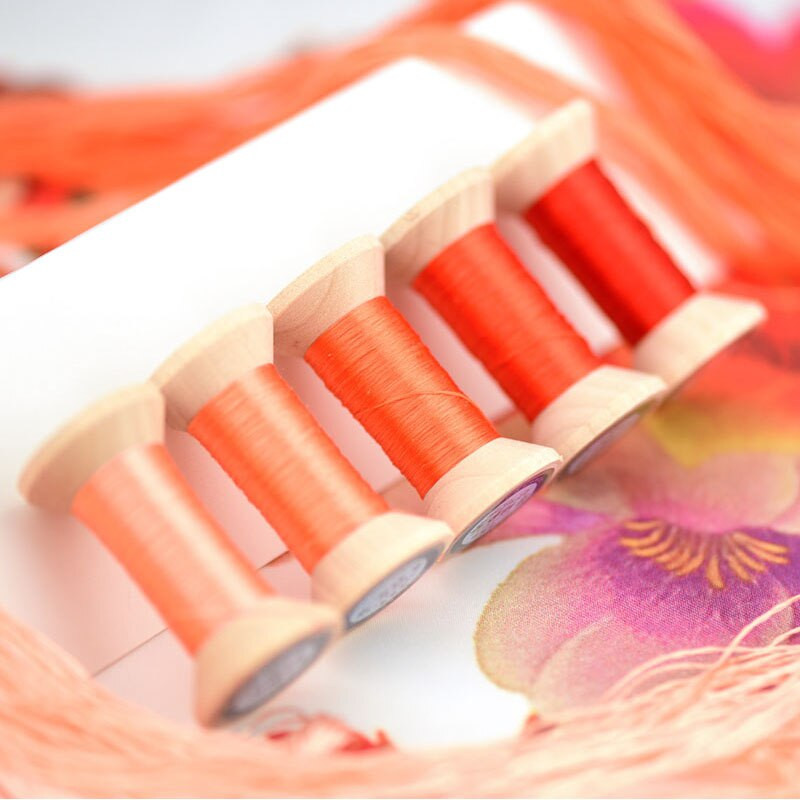 20m Mini Spool/Suzhou κέντημα νήμα κεντήματος / καρούλι από μεταξωτό νήμα / μεταξωτό νήμα κεντήματος /Κόκκινο πορτοκαλί