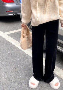 Kõrge vöökohaga püksid rasedatele