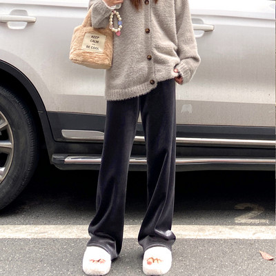 Kõrge vöökohaga püksid rasedatele