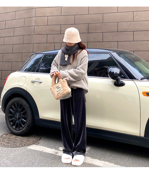 Kõrge vöökohaga püksid rasedatele