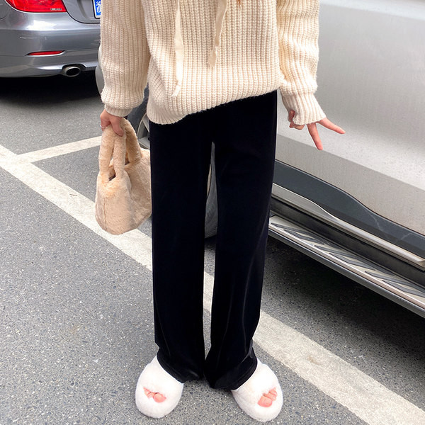 Kõrge vöökohaga püksid rasedatele