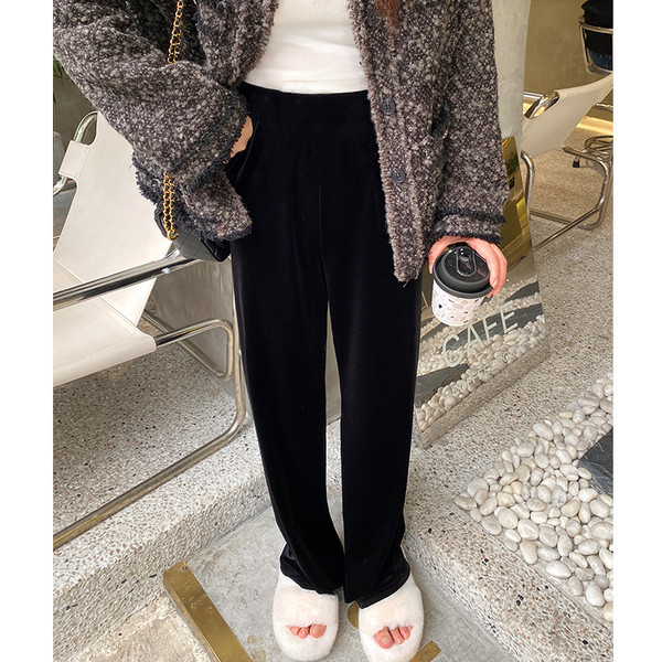 Kõrge vöökohaga püksid rasedatele