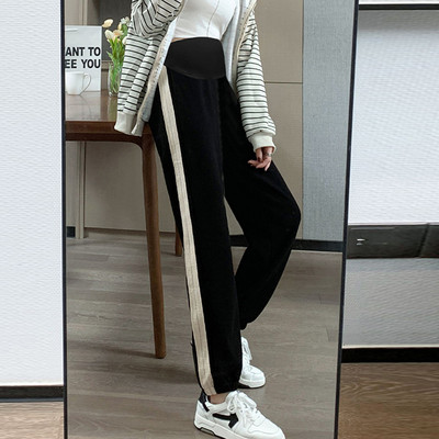 Naiste sportpüksid rasedate ääristega