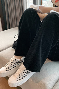 Taskuga rasedapüksid