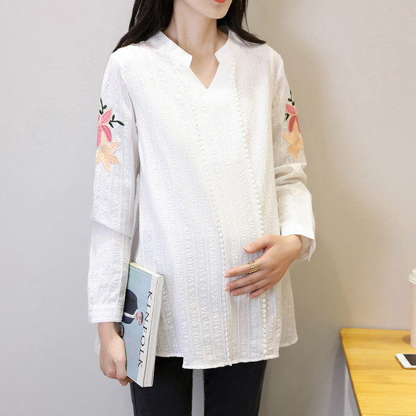 Camasa de dama model nou cu broderie - culoare alba