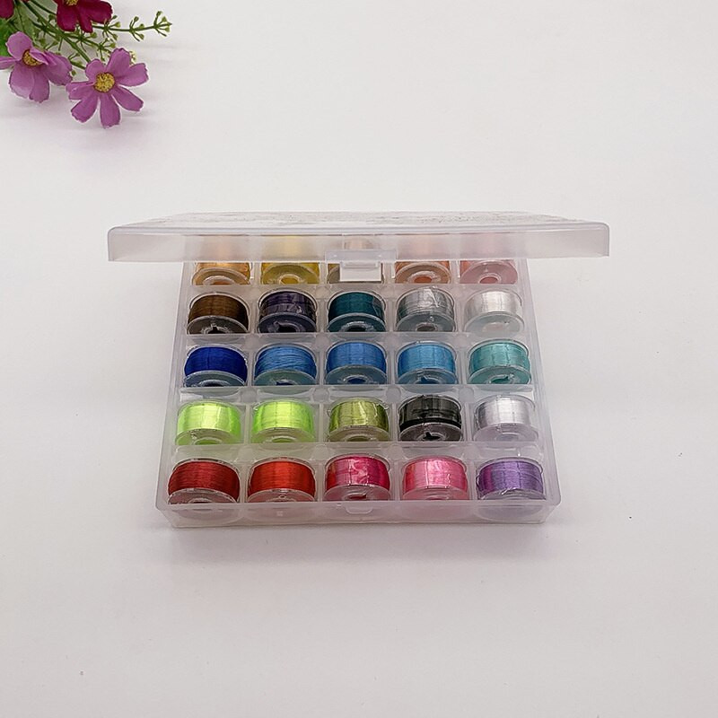 Daugiaspalvių siūlų ritės Siuvimo mašinų ritės Plastikinės ritės su siūlu siuvimo mašinoms Skiautinių siuvimo priedai