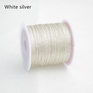 Kuldse hõbedase värvilise lõngaga DIY kaelakee käevõru Käsitsi valmistatud niidist punutud köiega niit tikkimiseks heegeldatud helmepael