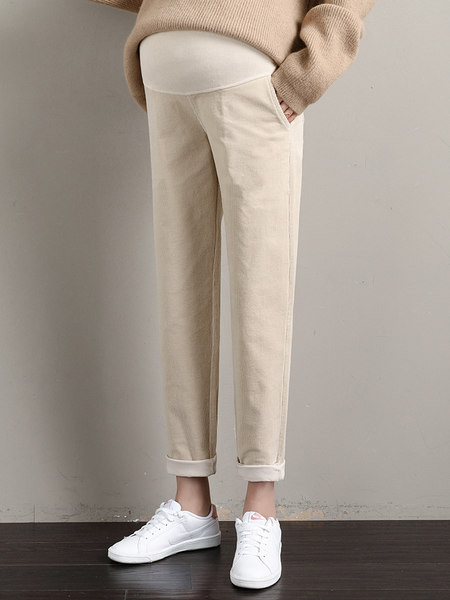 Ženske ležerne hlače - s visokim strukom