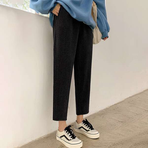 Γυναικείο casual ψηλόμεσο παντελόνι σε σκούρα και ανοιχτά χρώματα