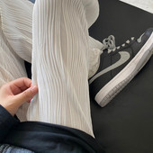 Moodsad naiste rasedapüksid - kolme värvi