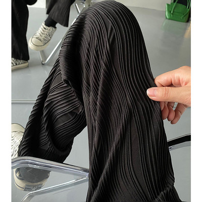 Moodsad naiste rasedapüksid - kolme värvi