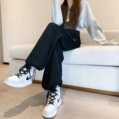 Sport - pantaloni casual pentru gravide