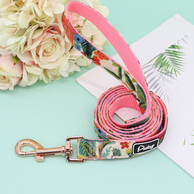 Zgarda de identificare pentru câini gravată personalizat Lesă de nailon pentru animale de companie Gulerele personalizate de flori pentru câini cu floare drăguță pentru câini mici, mijlocii mari