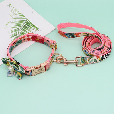 Zgarda de identificare pentru câini gravată personalizat Lesă de nailon pentru animale de companie Gulerele personalizate de flori pentru câini cu floare drăguță pentru câini mici, mijlocii mari