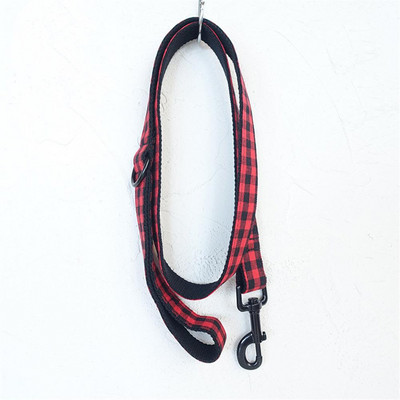 Εξατομικευμένο γιακά κατοικίδιων ζώων Δωρεάν Χαρακτική Προσαρμοσμένη πινακίδα ταυτότητας κουταβιού με ρυθμιζόμενη πόρπη Μαύρο κόκκινο κοστούμι καρό γιακά Σετ λουριών