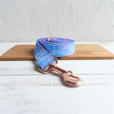 Εξατομικευμένο κολάρο κατοικίδιων Προσαρμοσμένη πινακίδα ταυτότητας κουταβιού Ρυθμιζόμενη πόρπη Ισχυρή γαλαξία Σετ λουριών κολάρων χαρακτικής χωρίς χώρο