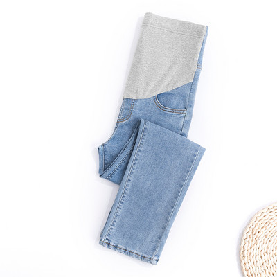 Novi model trudničkih traperica visokog struka