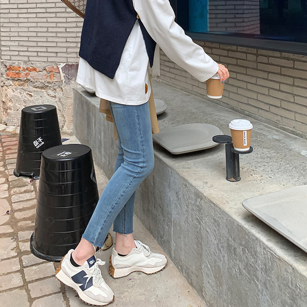 Liibuvad kõrge vöökohaga taskuga rasedaksad