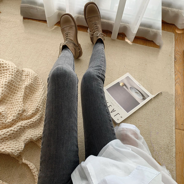 Liibuvad kõrge vöökohaga taskuga rasedaksad