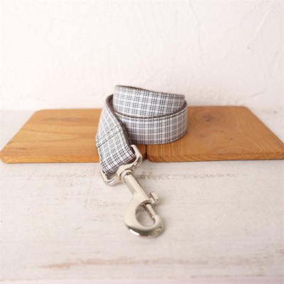 Personalizirana ogrlica za pse Prilagođena ogrlica za kućne ljubimce Besplatno graviranje identifikacijske oznake s imenom Dodatak za kućnog ljubimca Smeđe bijeli karirani ogrlica za štene Set uzica