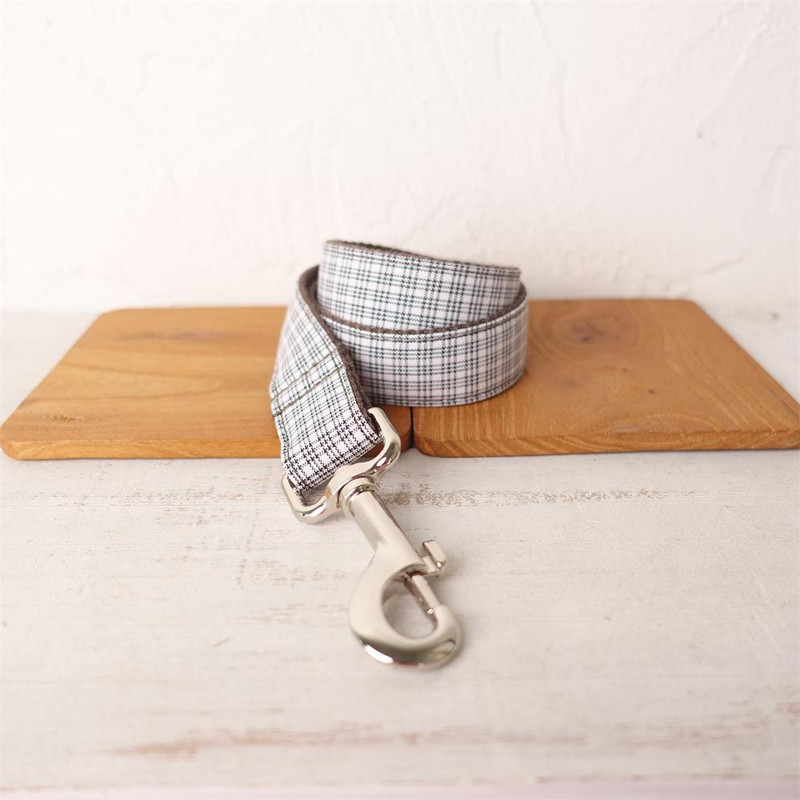 Personalizirana ogrlica za pse Prilagođena ogrlica za kućne ljubimce Besplatno graviranje identifikacijske oznake s imenom Dodatak za kućnog ljubimca Smeđe bijeli karirani ogrlica za štene Set uzica