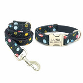 Εξατομικευμένο κολάρο κατοικίδιων διαστημάτων σε γκρι προσαρμοσμένο αναγνωριστικό κουταβιού Ρυθμιζόμενο αξεσουάρ γάτας Planet Sun Stars Βασικό Σετ λουριών με κολάρα σκύλου