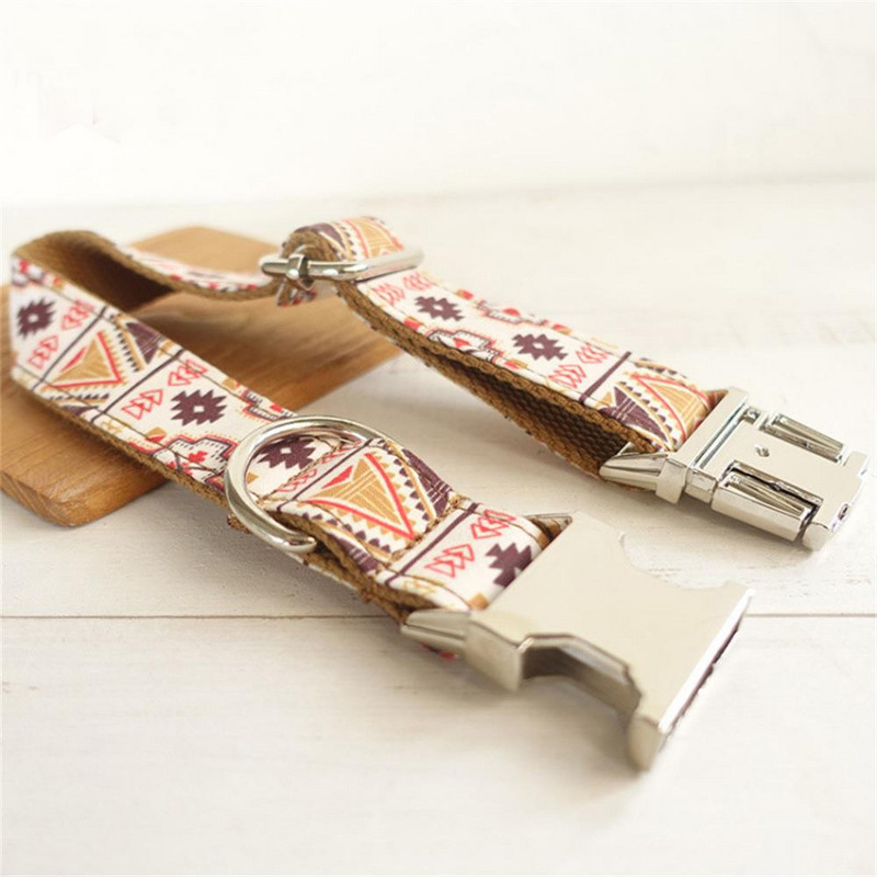 Isikupärastatud lemmiklooma kaelarihm Kohandatud nimesildi ID silt Reguleeritav pruun etniline ülikond Rahvuslik ruuduline kassi kaelarihm koerte kaelarihmade komplekt