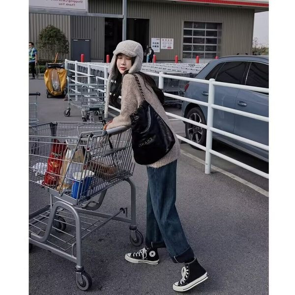 Ženske široke traperice visokog struka s džepom