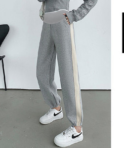 Pantaloni sport de dama cu piping pentru gravide