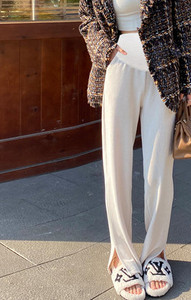 Laiad püksid – kõrge vöökohaga rasedatele