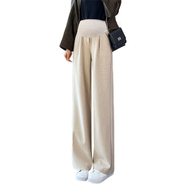 Laiad püksid – kõrge vöökohaga