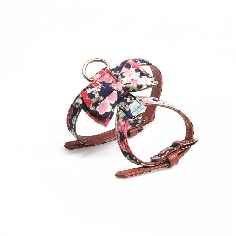 PU kutyahám és póráz készletek japán stílusú, nagy masni dekorációval, K-alakú macskahúzó nyakörv szett kisállat kellékek