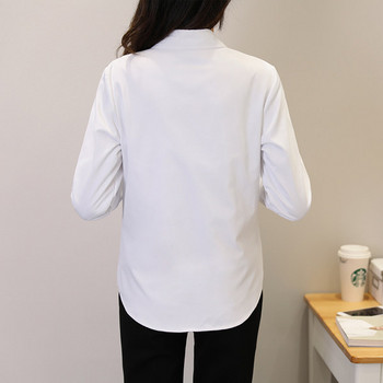 Модерна дамска риза с класическа яка в бял цвят
