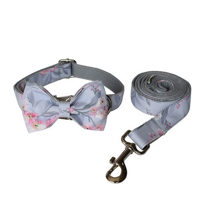 Flori violete Piont Câini Colorat Minunat Animal de companie Respirabil Guler de frânghie de tracțiune Arc Nume personalizat Gravare