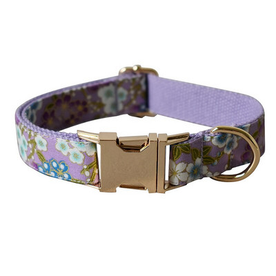 Flori violete Piont Câini Colorat Minunat Animal de companie Respirabil Guler de frânghie de tracțiune Arc Nume personalizat Gravare