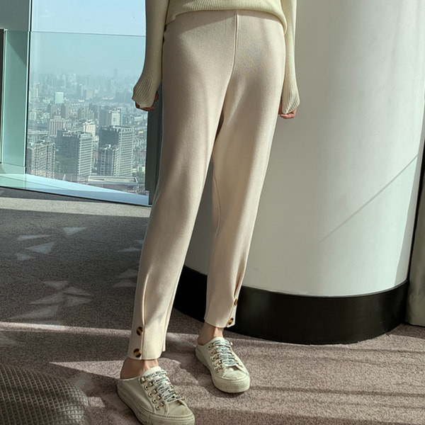 Madingos moteriškos užsegamos nėščiųjų kelnės