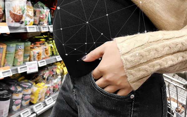 Γυναικείο εφαρμοστό ψηλόμεσο τζιν εγκυμοσύνης σε διάφορα μοντέλα