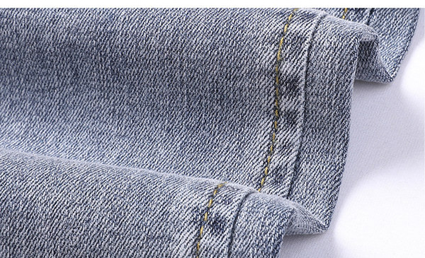 Moodsad kõrge vöökohaga rebitud motiividega rasedateksad